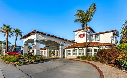 Best Western Plus Capitola By-The-Sea Inn & Suites