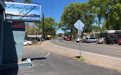 Lamplighter Inn