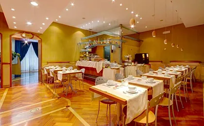 Corot Hotel