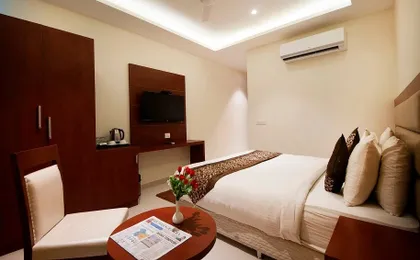 Hotel Ark Of Avalon
