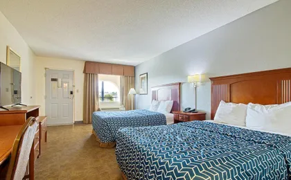 Regency Inn & Suites Macon