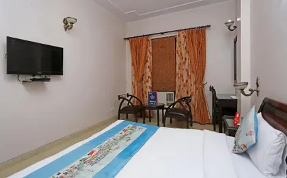 OYO 5401 Hotel Mid Town
