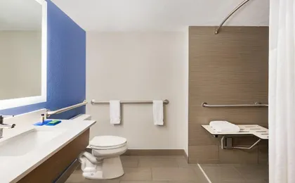 Holiday Inn Express Vero Beach West (I-95)
