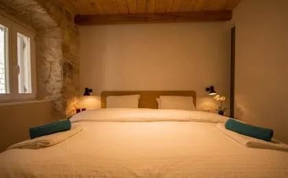 Casa Sepia