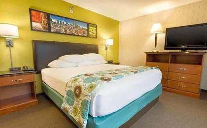 Heritage Inn & Suites The Woodlands, Trademark by Wyndham