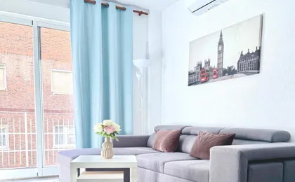 Lovely, New, Bright 3 Mins To Beach Apt 105 Sq Meters