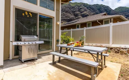 @marbella Lane - Elegant 3BR w/ Marvelous Views