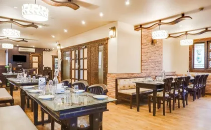 Deluxe Townhouse Prabhat Road