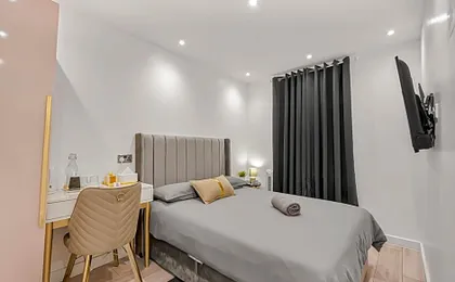 Bricklane Apartment