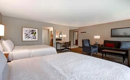 Hampton Inn & Suites Alexandria Old Town Area South