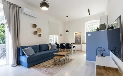 *** Lounge terrace apartment with the harbour view / city centre ***