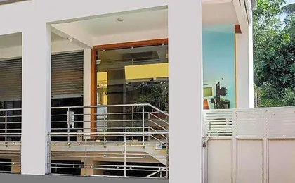 HOTEL ROYAL SUITES