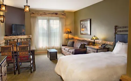 Hope Lake Lodge