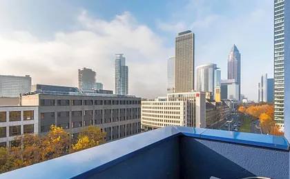 Numa Frankfurt Blau