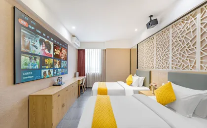 Lemon Breeze Hotel