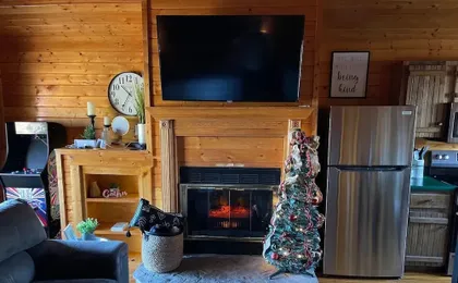 Great View Location Studio Log Cabin Hot Tub