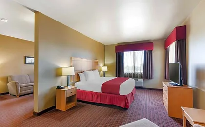 Best Western Golden Prairie Inn & Suites