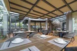 Atour X Hotel Hangzhou Xihu Hubin Yan’An Road