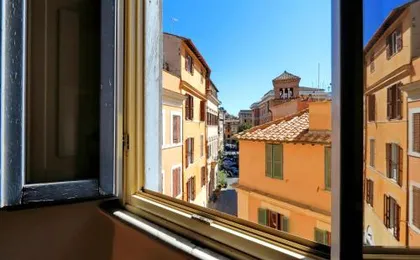 Campo Dei Fiori Home