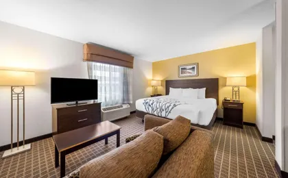 Sleep Inn & Suites West Near Medical Center