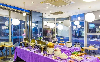 Lavande Hotel Chongqing Xinghui Liangjiang Happiness Plaza