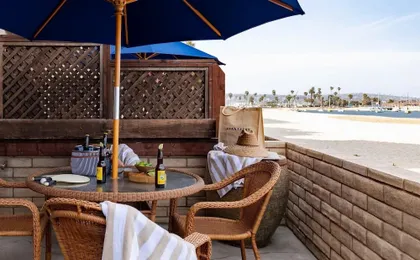 Bay View II by Avantstay Ocean View Mission Beach Home on the Sand!
