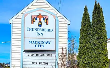 Thunderbird Inn Of Mackinaw City