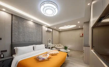 Yunqing Homestay (Shanghai Lujiazui Yaoban Branch)