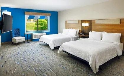 Holiday Inn Express and Suites Wheeling By IHG