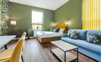 Queen Street Apartments by Sasco