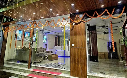 Hotel Kashi Mantram