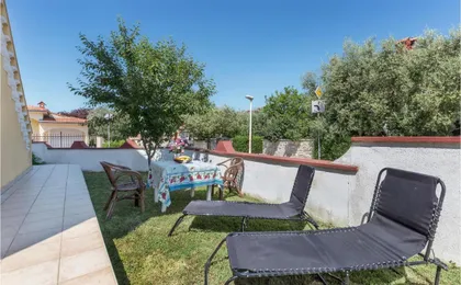 1 Bedroom Beautiful Apartment in Pula