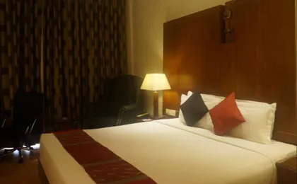 Sfo Hotel & Suites