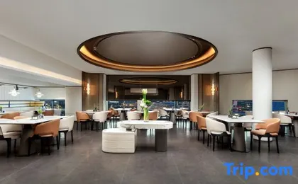 Hangzhou Wulin Square Shentang Bridge Atour Hotel