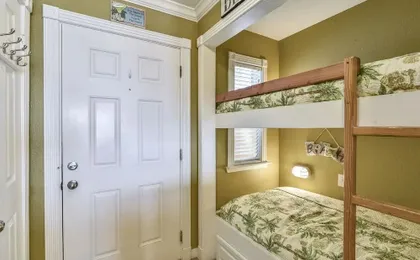 Seascape 1209 - 2 Br Condo