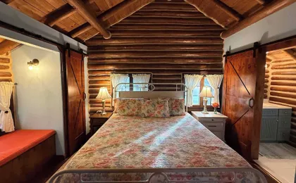 Log Cabin Retreat Two Cabins, One Stay
