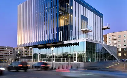 Hotel Revel