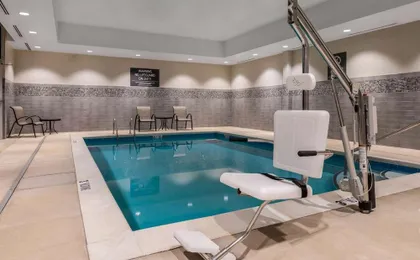 La Quinta Inn & Suites by Wyndham Greensboro Arpt High Point