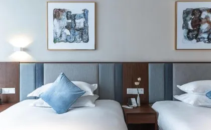 Pagoda Hotel Hangzhou West Lake Wulin - City Center and Family Friendly