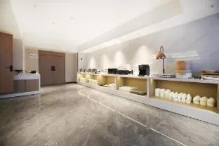 Rezen Xiyue Hotel Siweiya Guangzhou Taigucang Shayuan Metro Station