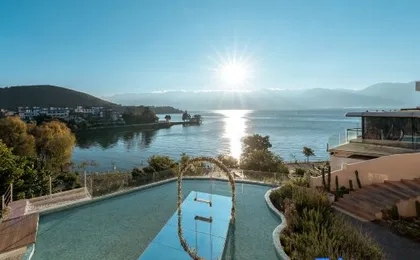 Dali Ziliang Seaview Hotel