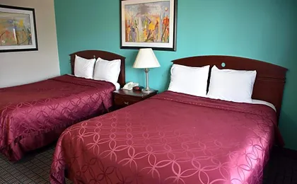 Rodeway Inn Syracuse Carrier Circle