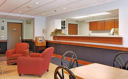 Super 8 by Wyndham Manchester Airport