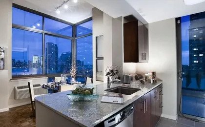 Monaco by Luxy Suites
