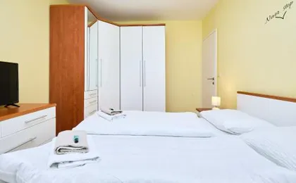 Apartment Mins