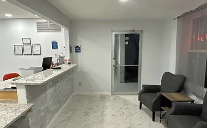 Suburban Studios Newport News - Hampton