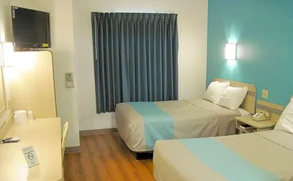 Motel 6-Avoca, IA