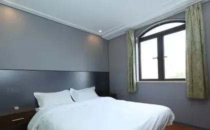 Shunya Hotel (Shanghai Huaxia East Road Subway Station Branch)