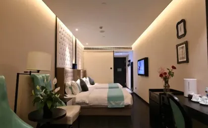 Xana Hotelle (Shanghai Hongqiao Airport, Zhongchun Road Metro Station)