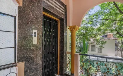 Iroomz Hotel Ritzy Grand